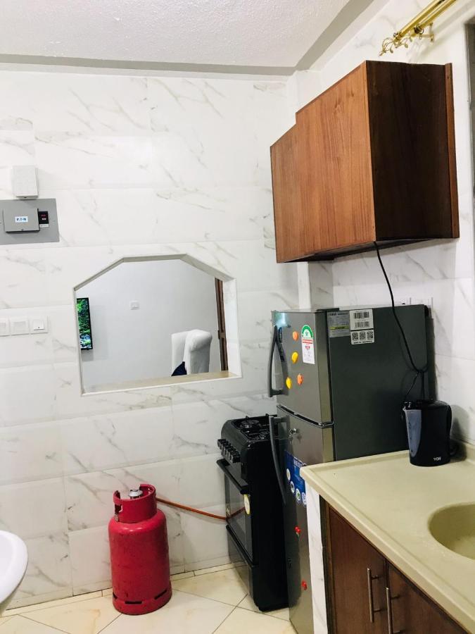 Lux Suites Bamburi Furnished Apartments Экстерьер фото