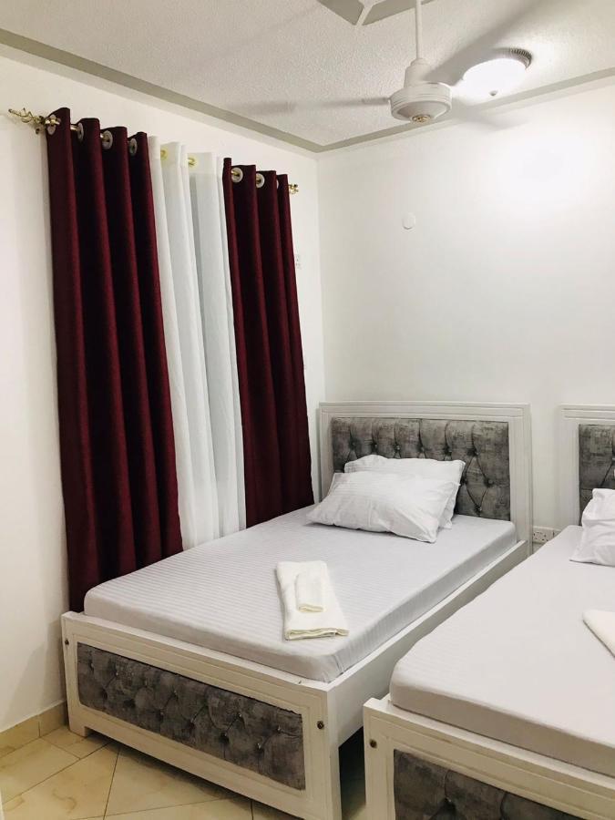 Lux Suites Bamburi Furnished Apartments Экстерьер фото