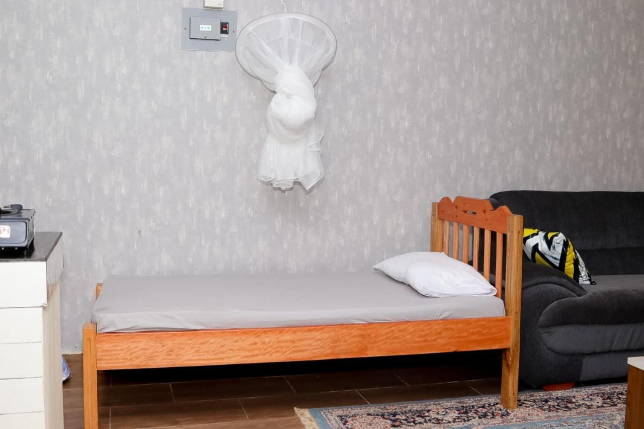 Lux Suites Bamburi Furnished Apartments Экстерьер фото